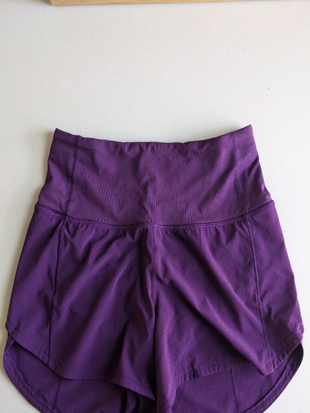 Lululemon Speed Up Shorts High Rise 4" Inseam Size 2 Dramatic Magenta